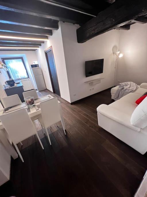 Lu.Ni. Guesthouse Roma Luaran gambar