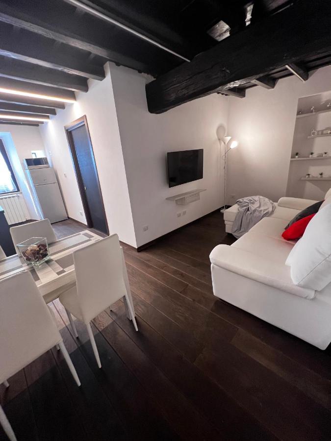 Lu.Ni. Guesthouse Roma Luaran gambar